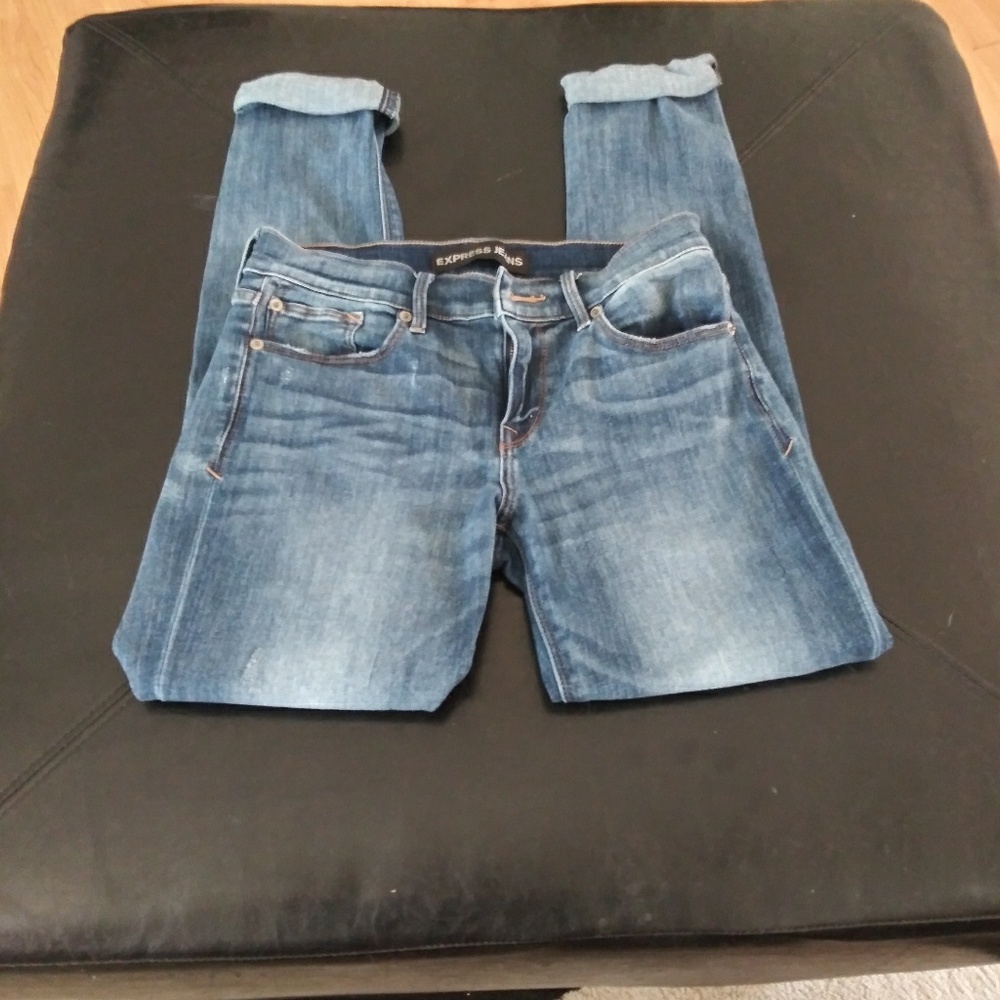 Women's clothing